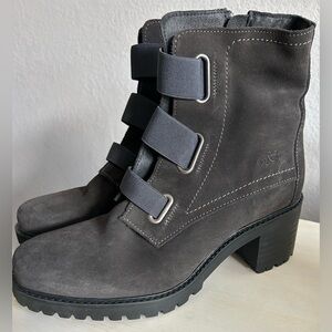 NWT Bos. & Co. Indie Waterproof bootie. Black w/straps. Women’s size 41.